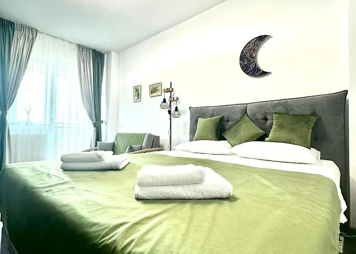 Q Green And Comfy Place Near Palas Iasi