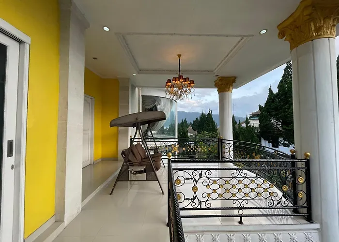 Villa Royal Maharani Bedugul Selemadeg