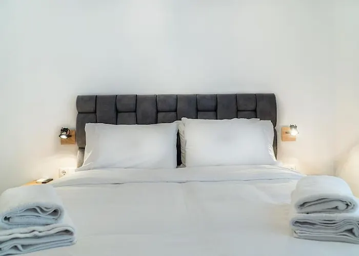 Syntagma Square, 60Sqm Platinum Suite Athen