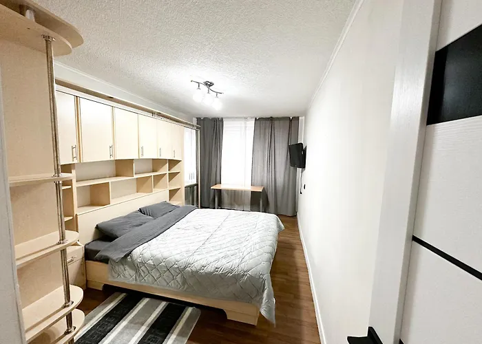 Center Location 2 Bedrooms Kischinau