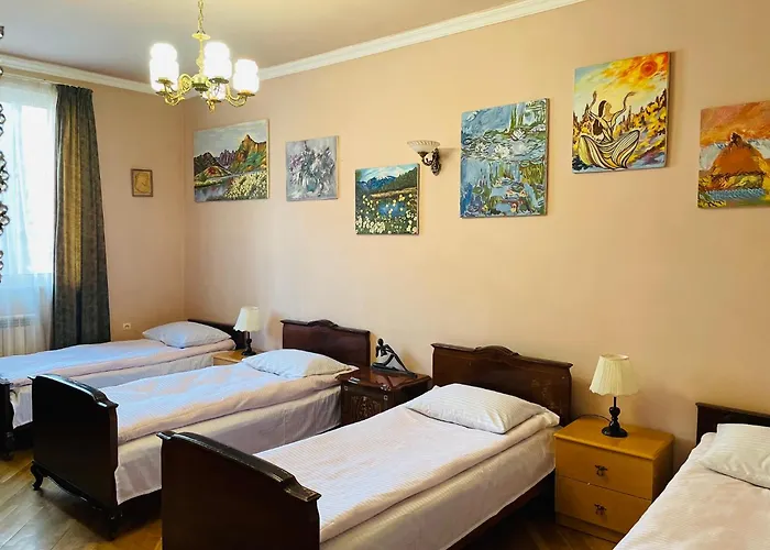 Bright And Modern 4Br Apartment - Center Of Erivan