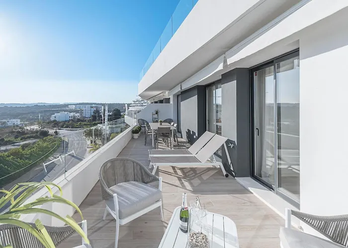 New Duplex With Sea View To Gibraltar & Africa And Walking Distance To The Beach Estepona