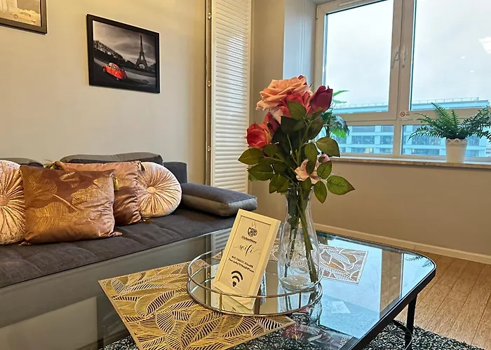 Platinum TowersAPARTMENTS PARKING Warschau