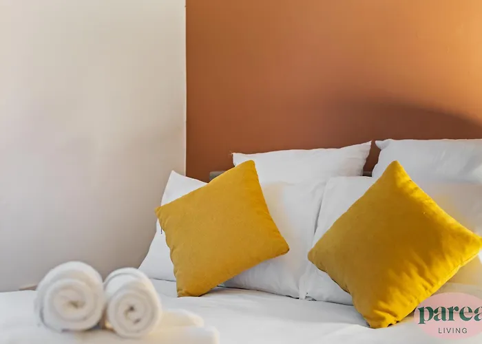 Parea Living - South Kensington, Elegant 1-Bedroom Flat, Wfh Desk London