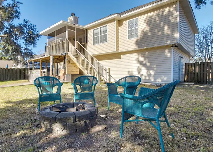 Pet-Friendly Savannah Gem - 12 Mi To Tybee Island!