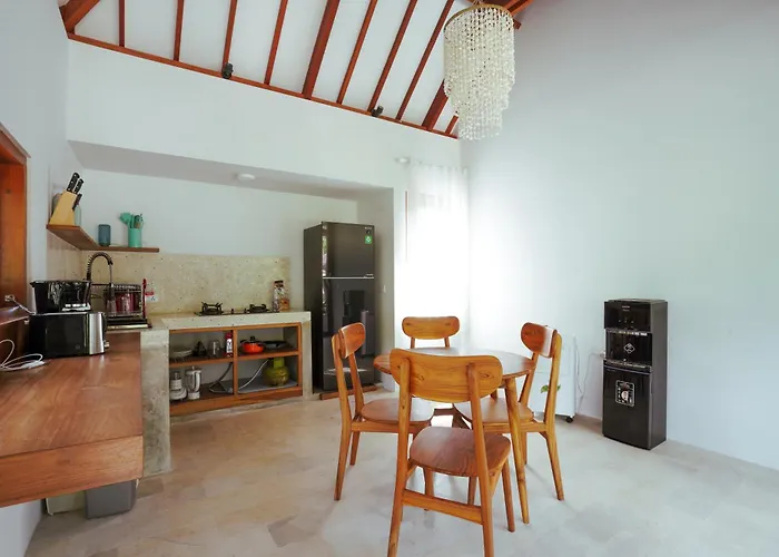 Karyana Apartment Kuta 