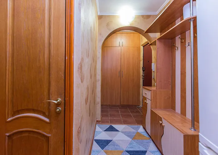 Apartment Near Central Mosque And Green Bazaar Almaty