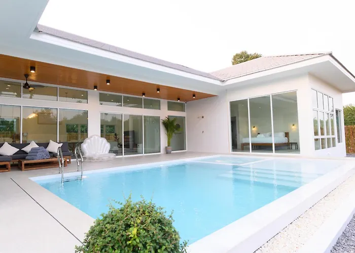Gems Pool Villa Chanthaburi