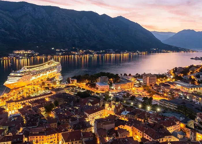 Luxury Pool Villa Feliz Kotor