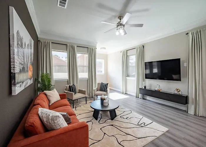 Pet Ok, 10 Min To Alphaland, Home Gym, Gated Houston