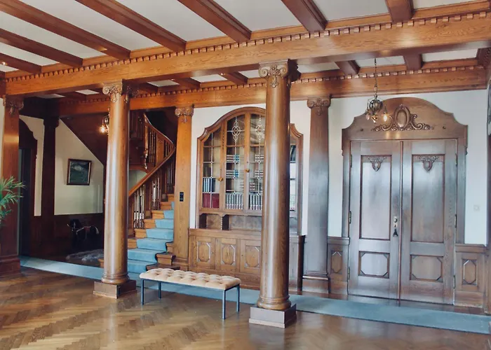 Luxury Historic Villa With Private Coastline Bergen
