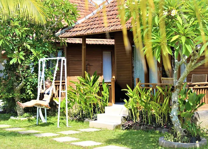 Green Village Jungle Resort Batununggul