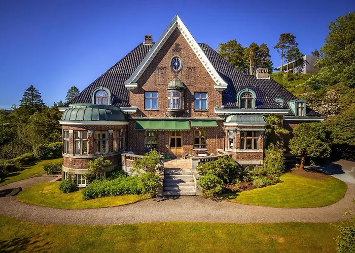 Luxury Historic Villa With Private Coastline Bergen