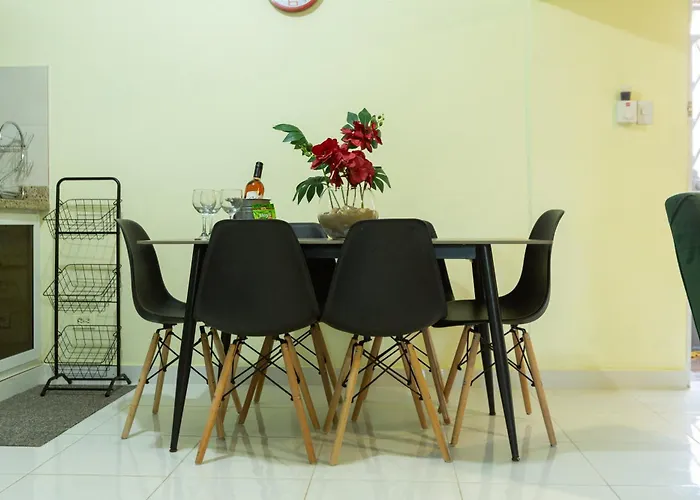 Air-Conditioning , Bbq, Downtown City, Just 3 Minutes From The Cable Car And The Beach Puerto Plata