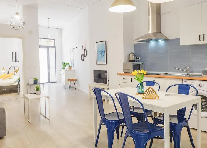 Ferienwohnung Cubo'S Malaga Center El Molinillo
