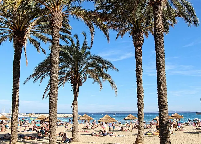 Hotel Le Rabelais Le Lavandou