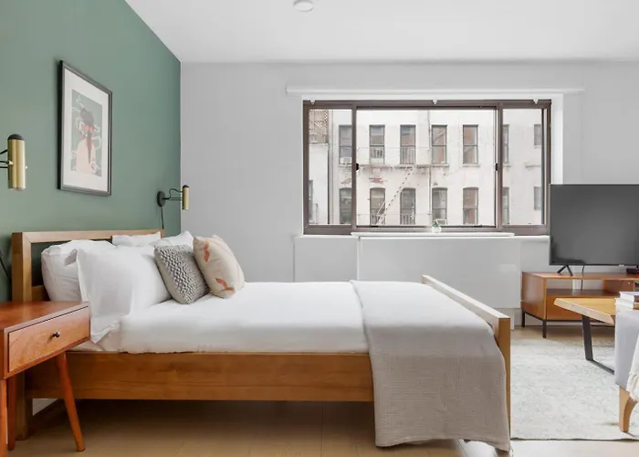 Sparkling Midtown Studio W Gym Nr Times Sq Nyc-228 New York