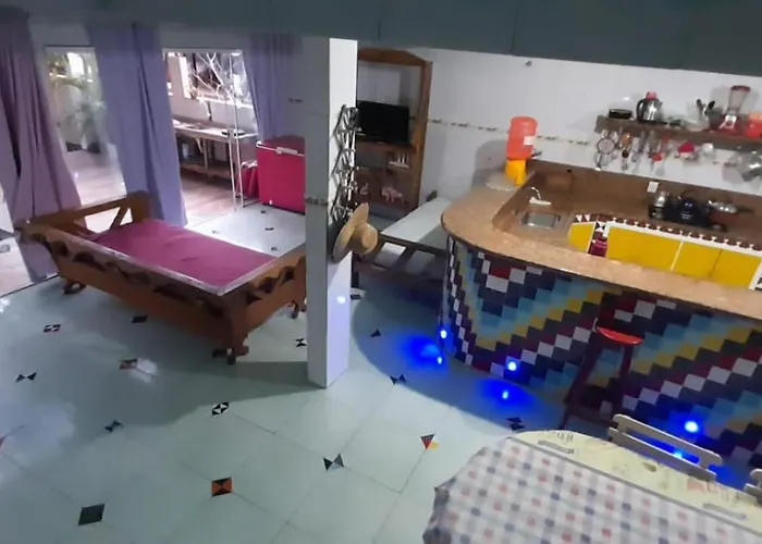 Casa A 300 Metros Da Praia Da Pinheira ,3 Km Da Guarda Do Embau Sc Palhoça