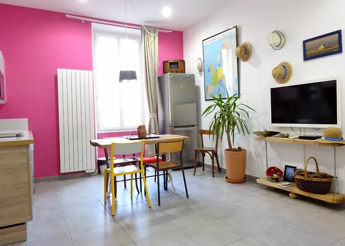 Hotel Vieux Port Panier Jardin Marseilles