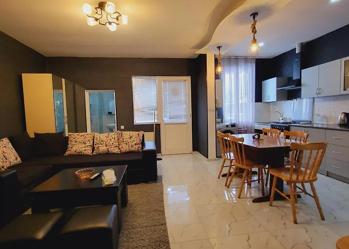 Cottage Bakuriani
