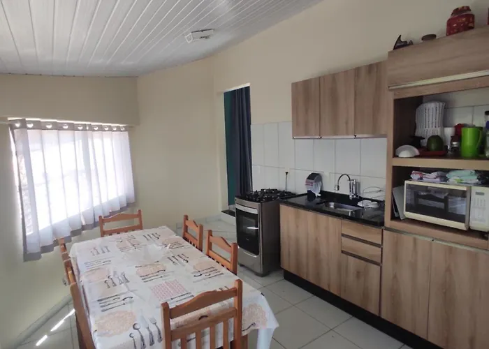 Apartamento De 3 Quartos Em Ponta Das Canas A 100M Da Praia Florianópolis