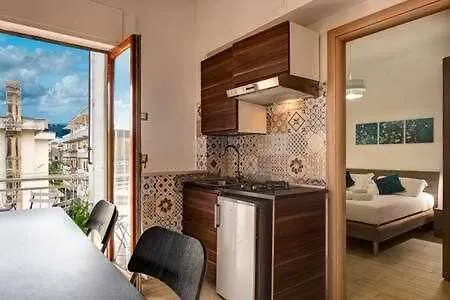 Gocce Villas - El Royale Suites Sorrento Orange