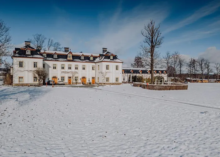 Pałac Pakoszów Schlosshotel Wernersdorf Piechowice 