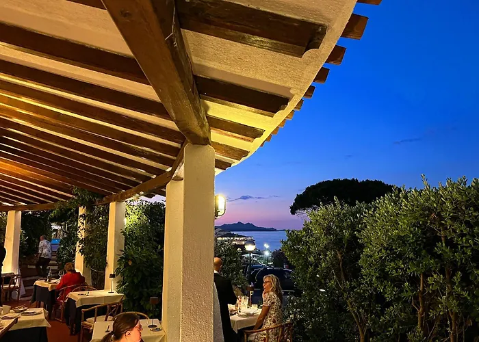 Hotel Punta Est Baja Sardinia