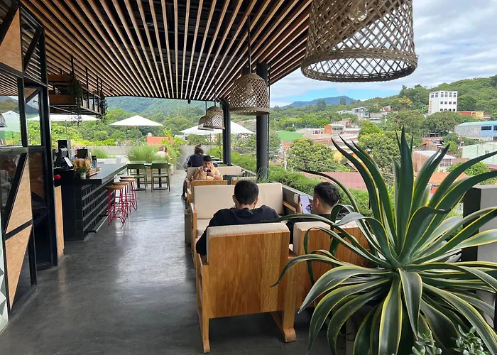 Bourbon Hostal Juayúa