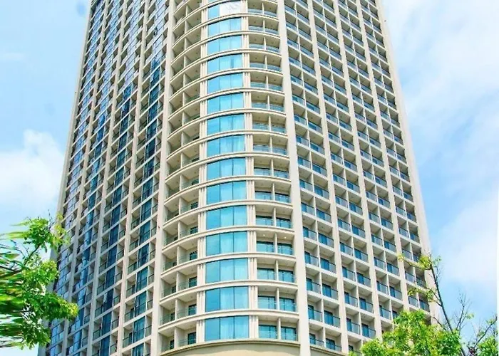 Luxury Apt Opposite Mykhe Beach Đà Nẵng
