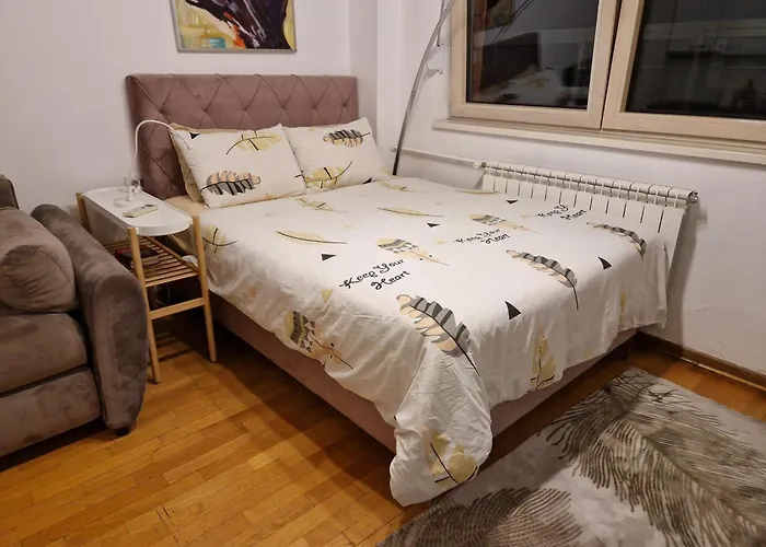 Owl Apartment Belgrad