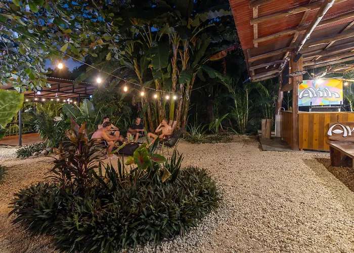Akih Pods Hostel Playa Santa Teresa 