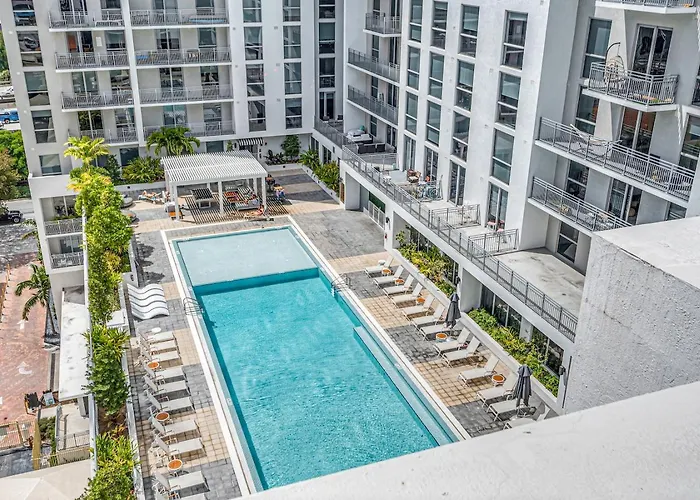 Charming Apt In The Heart Of Downtown With Free Parking Miami