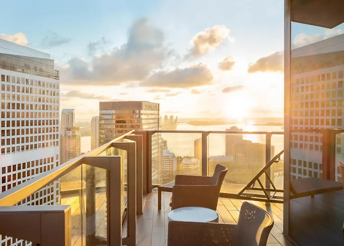 Hotel East Miami