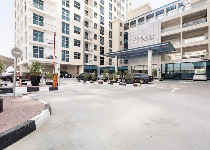 50% Off Summer Offert, Nice W/ Balcony & Pool View Dubai
