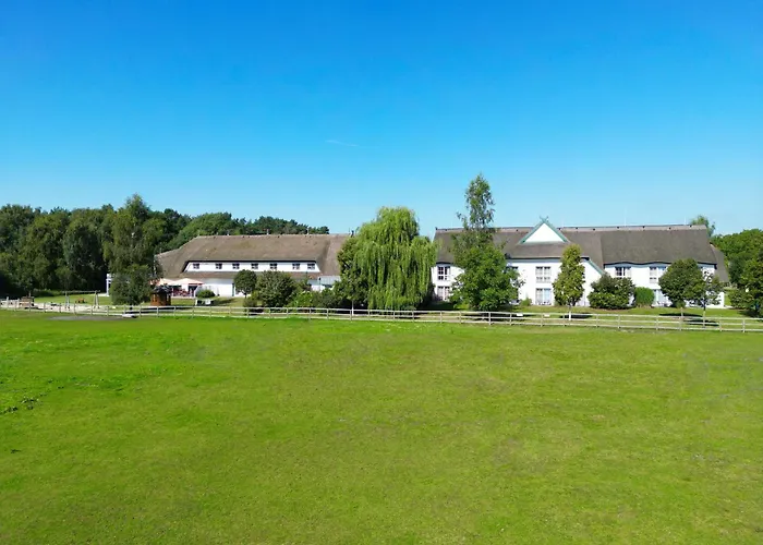 Friesenhof Hotel-Restaurant-Reitanlage Trassenheide