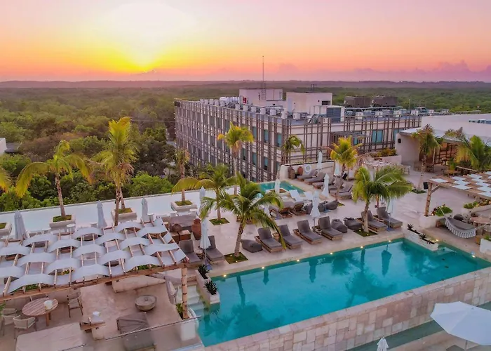 Hotel Motto By Hilton Tulum