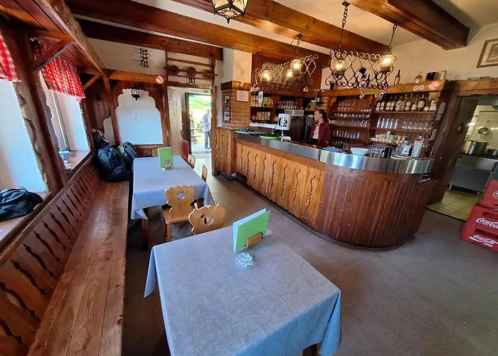 Hostel Ticarjev Dom At Vrsic Pass Soča