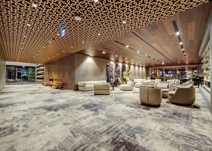 Hotel Doubletree By Hilton Adana