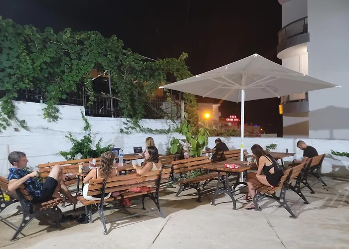 Hostel K13 Sarandë