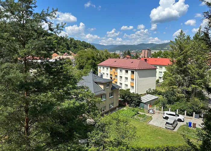We Apartment - Close To The Center & City View, Self Check-In 24H Banská Bystrica