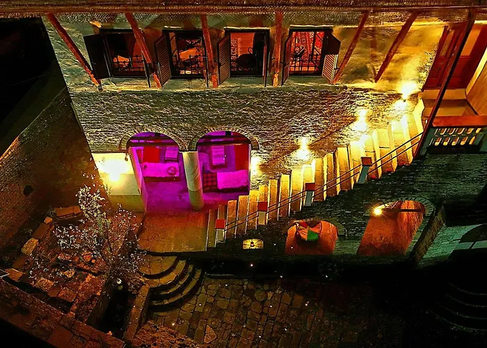 Villa 1800'S Gjirokastër