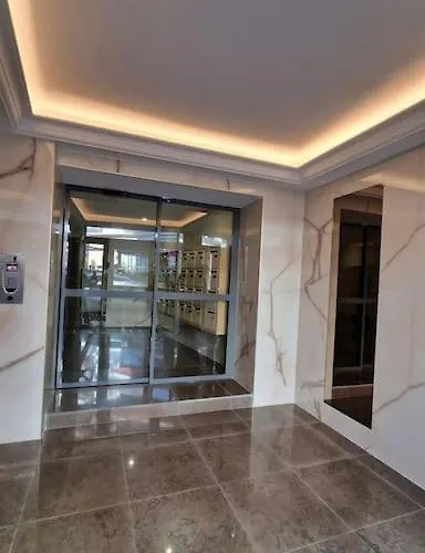 Studio For 2 Near The Croisette Central With Balcony 133 Cannes