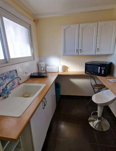 Studio For 2 Near The Croisette Central With Balcony 133 Cannes