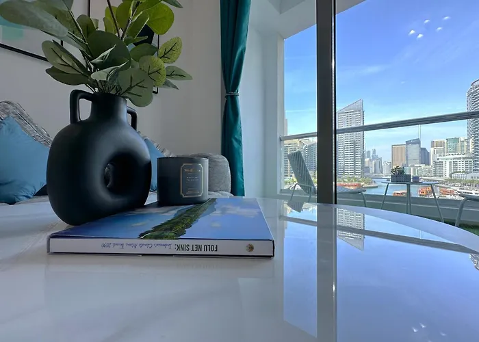 Lxury Brand New Studio W/ Balcony And Marina View Dubai