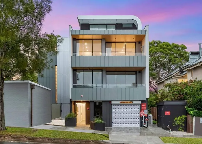 Luxury Penthouse 3 Bedrooms In Neutral Bay Sydney