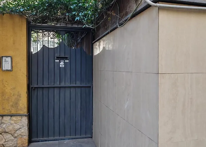 Villa Etna Garden House: Oasis In The Heart Of Catania