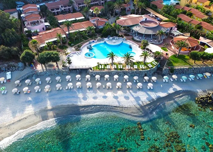 Hotel Villaggio Cala Di Volpe Capo Vaticano
