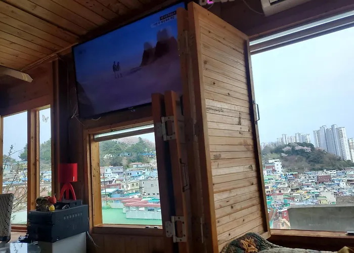 Hotel Sky Karaoke Busan