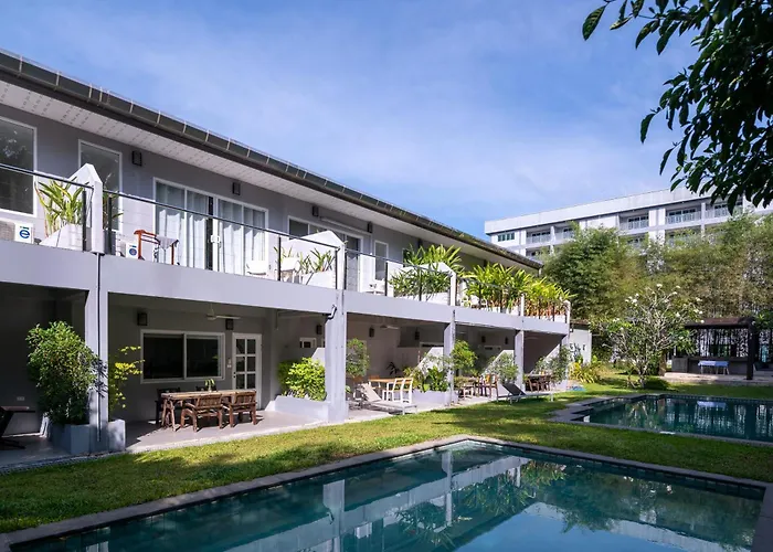 Villa Isara Khao Lak